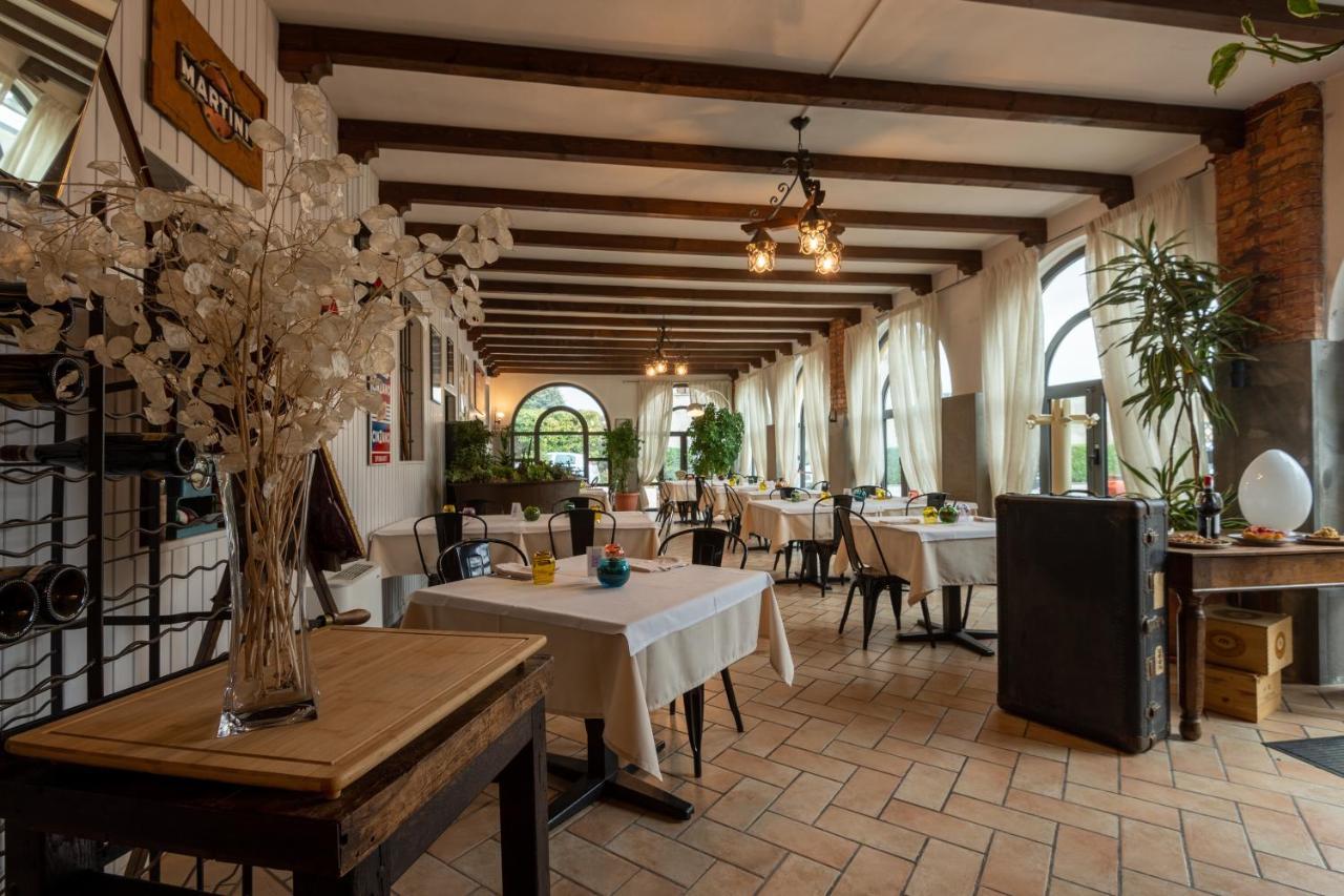 Il Glicine B&B Ristorante Cazzago San Martino Exterior foto